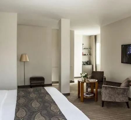 Parc Saint-severin - Esprit De France 4* Párizs